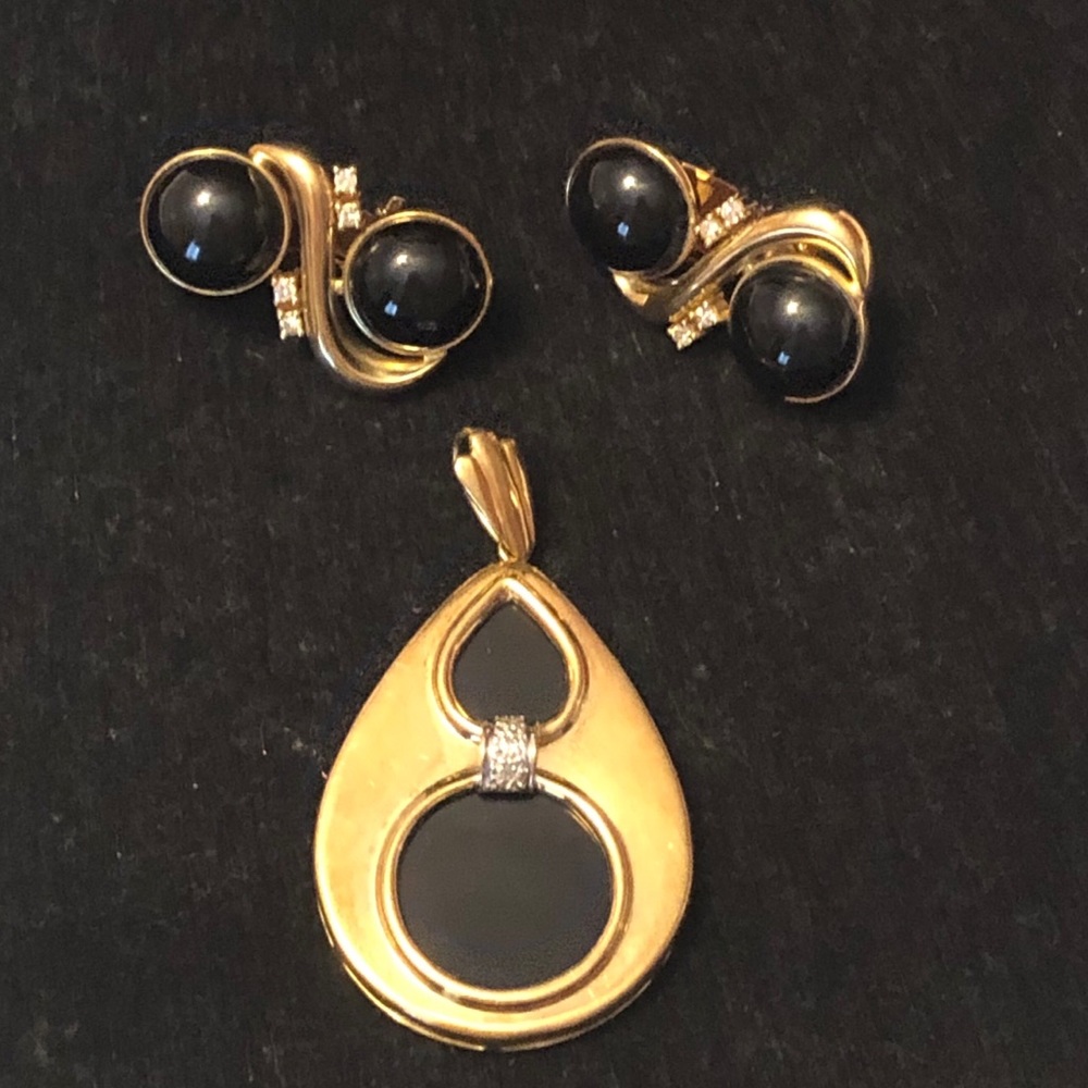 Manoel Bernardes 18k Gold Diamond Earrings Pendant